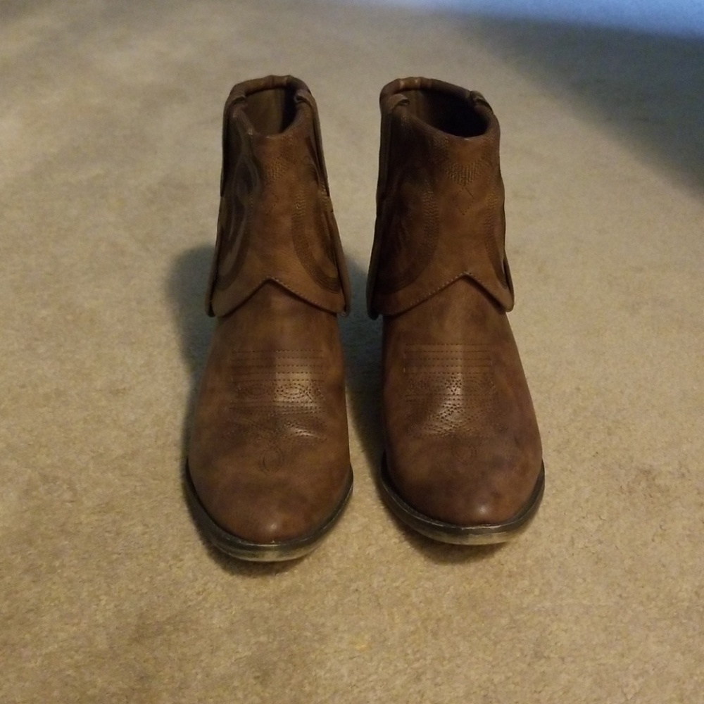 Ankle boot